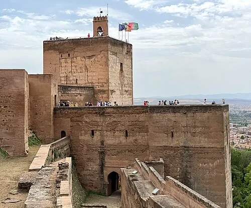 Tour de la Vela — Alhambra