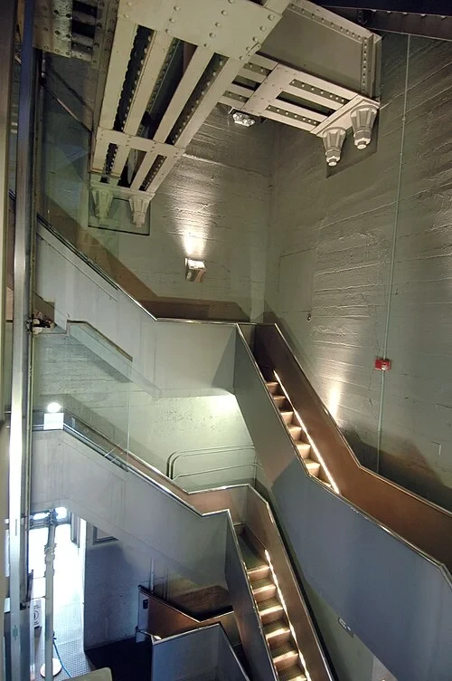 L'Escalier du Piédestal — Statue de la Liberté