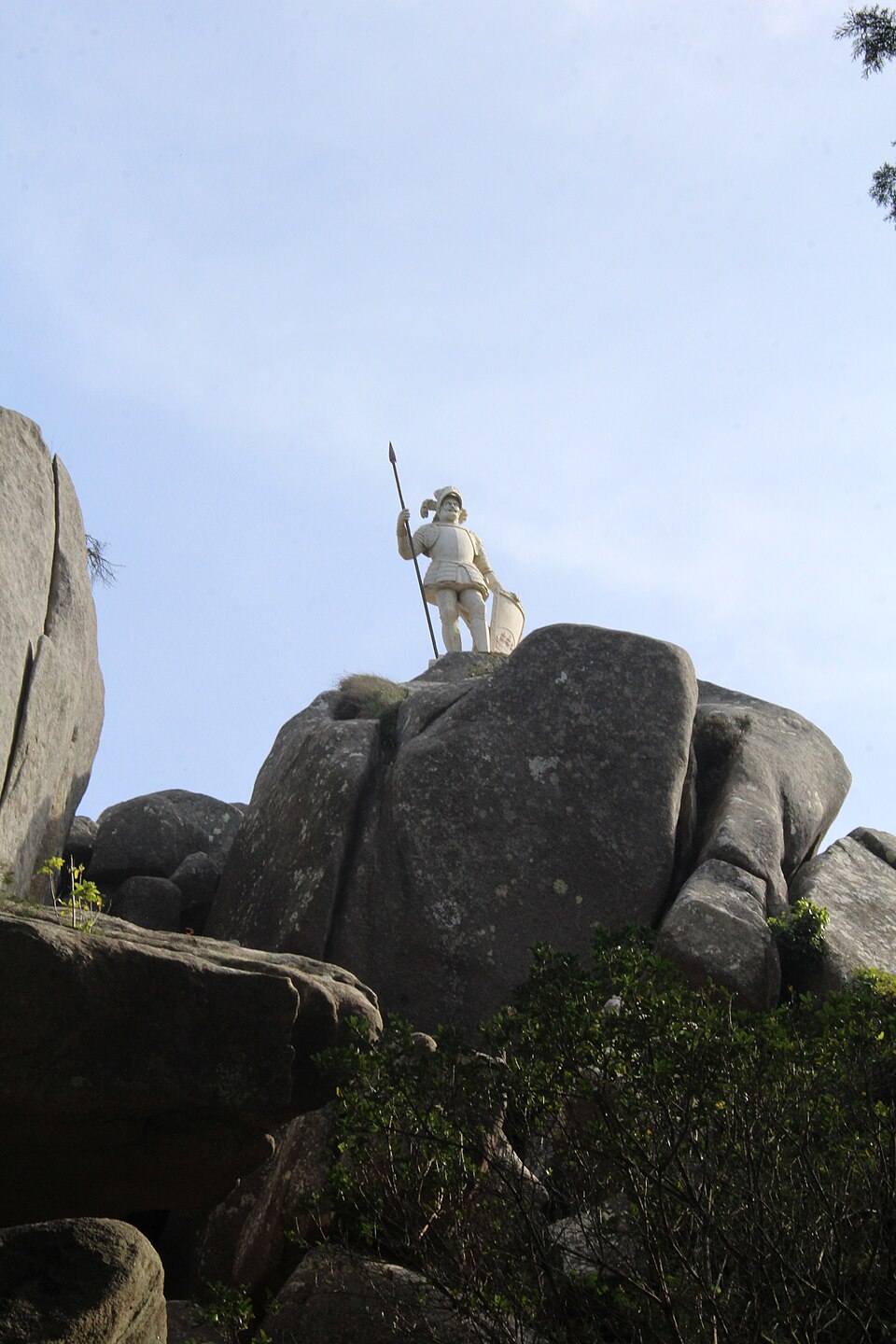 Statue du Guerrier — Palácio Nacional da Pena