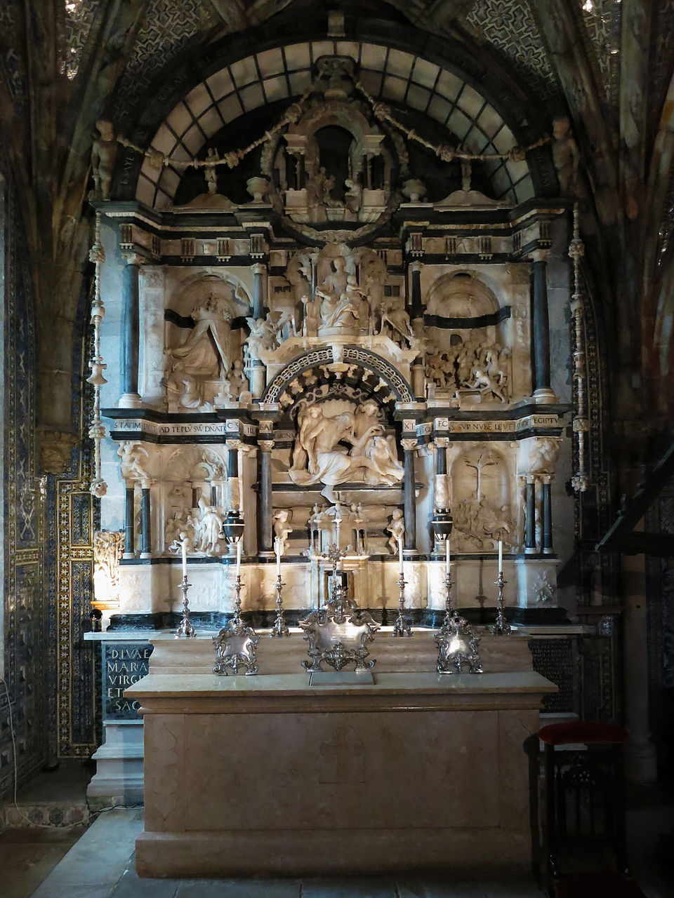 Le portail de la chapelle