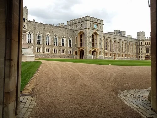 La Cour du Quartier Supérieur — Windsor Castle