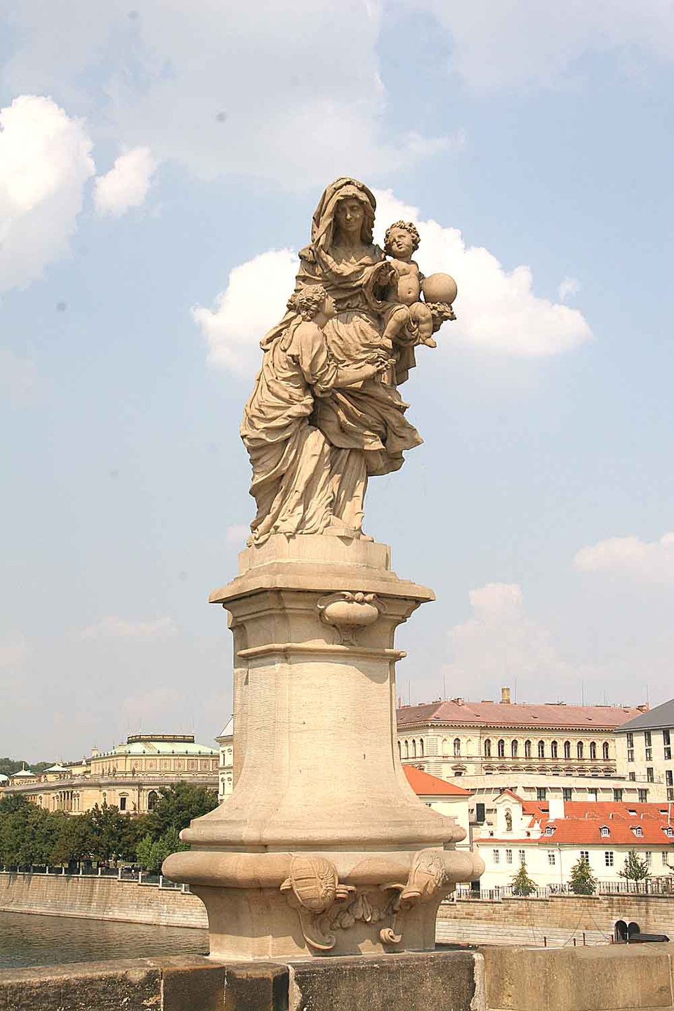 Statue de Sainte Anne — Charles Bridge