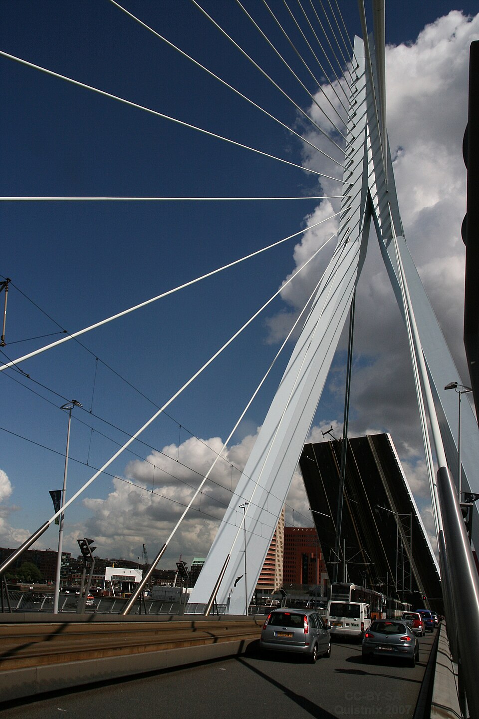 L'ingénierie de la travée mobile — Erasmusbrug