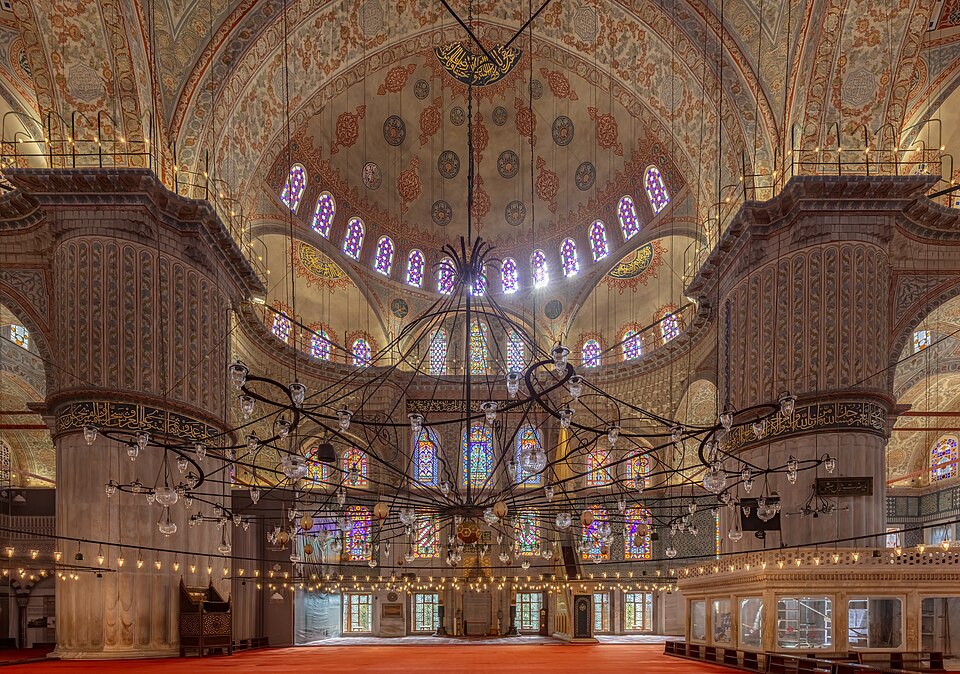 La Vaste Salle de Prière — Sultan Ahmet Camii