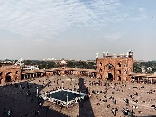 La Grande Cour — Jama Masjid