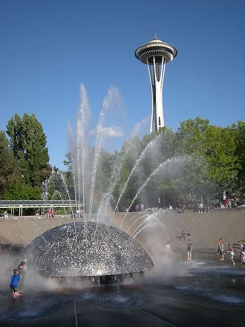 International Fountain — Space Needle