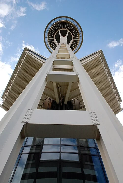 Fondations et stabilité — Space Needle