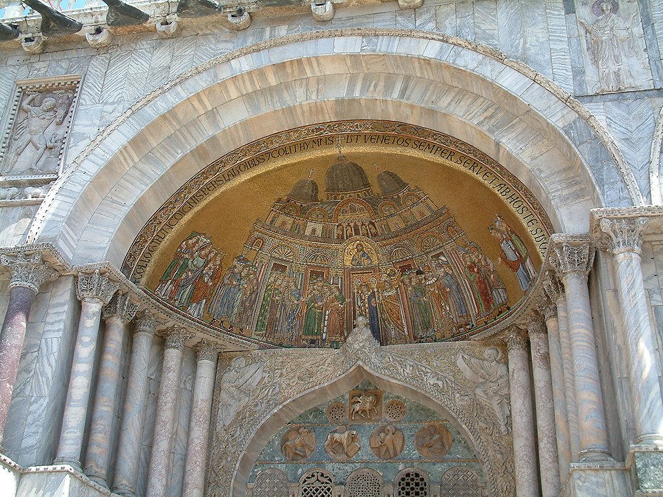 Portal des Heiligen Alipius — Basilica di San Marco