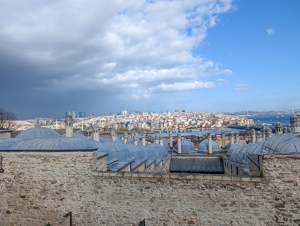 La terrasse de la Corne d'Or — Süleymaniye Camii