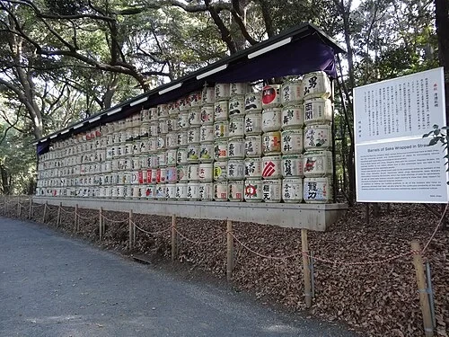 Fûts de saké enveloppés de paille — Meiji Jingū