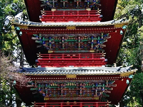 Avant-toits de la pagode — Nikkō Tōshō-gū