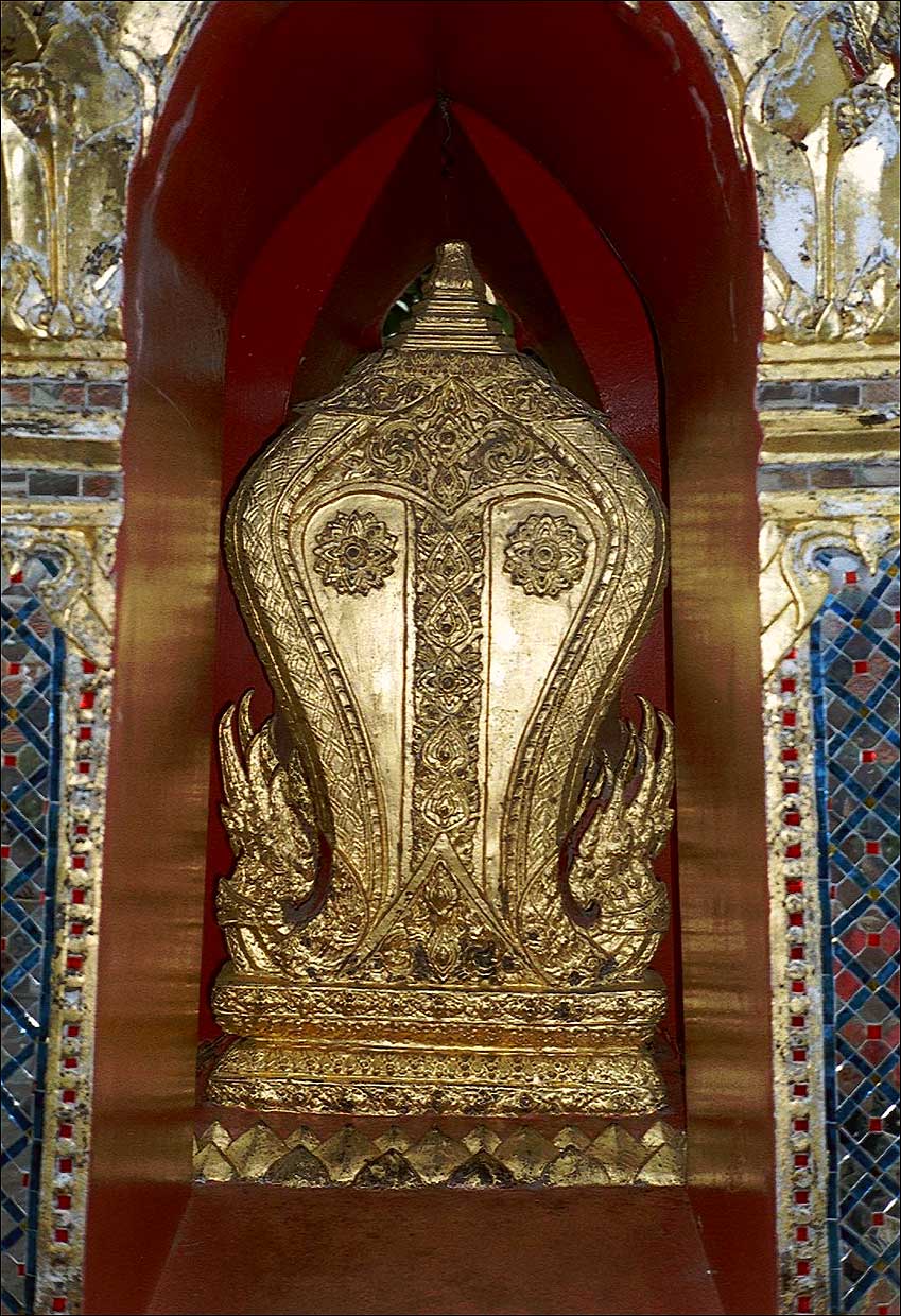 Les pierres de délimitation sacrées — Wat Phra Kaew