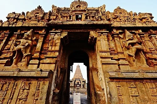 La porte de l'Empereur — Brihadisvara Temple