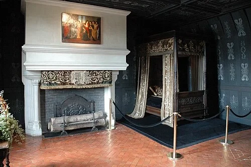 The White Queen's Room