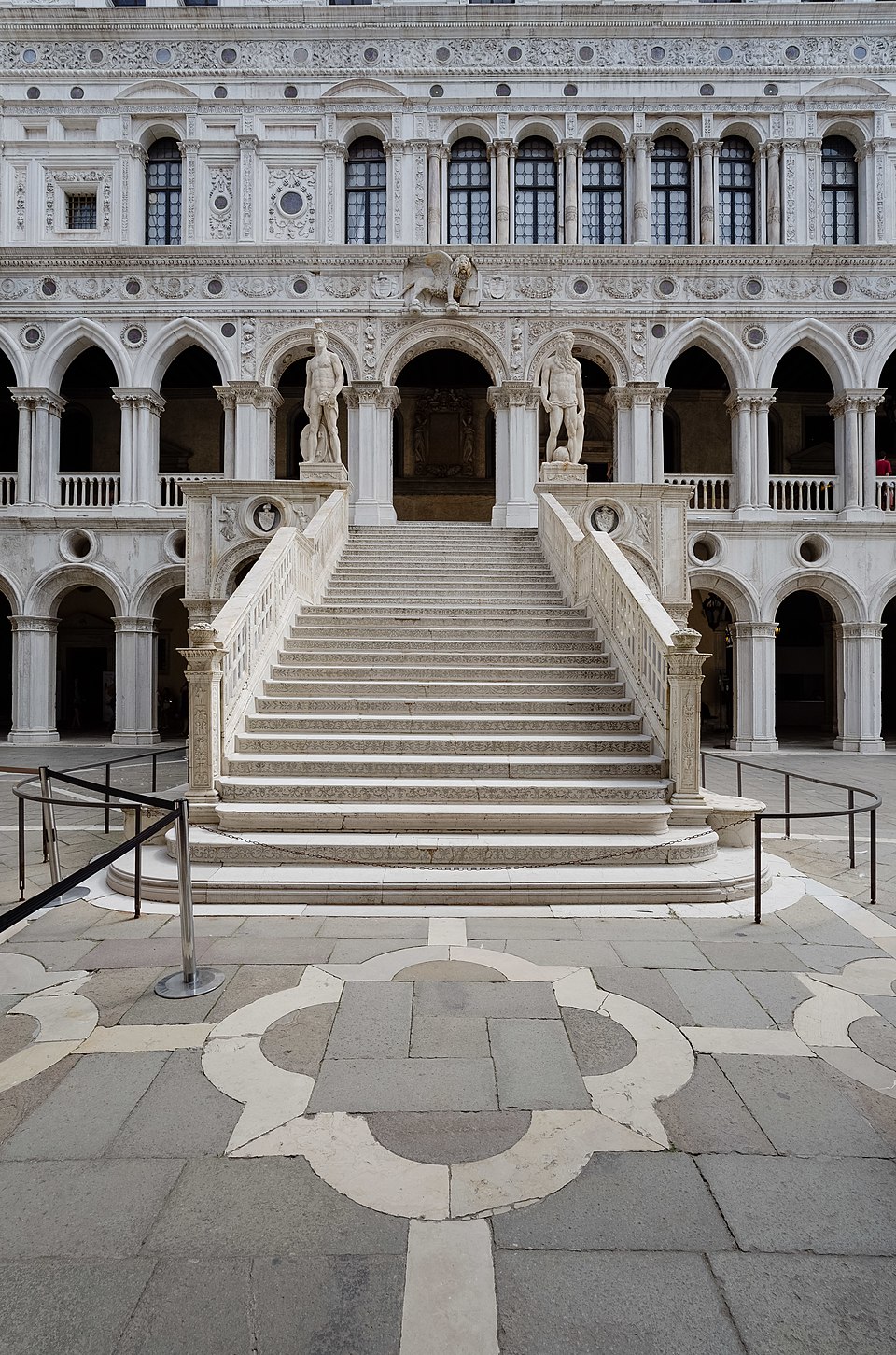Scala dei Giganti