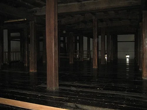 L'étage sombre caché — Matsumoto Castle