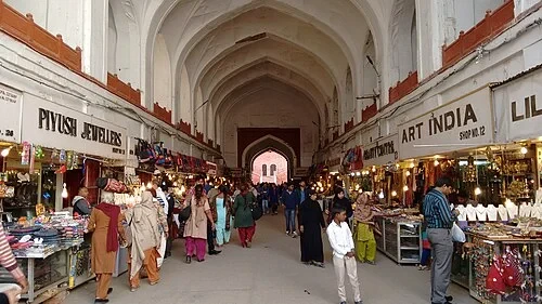 Chhatta Chowk — Red Fort