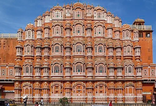 La façade en nid d'abeille — Hawa Mahal