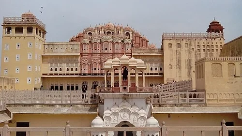 Architecture de la Façade Intérieure — Hawa Mahal