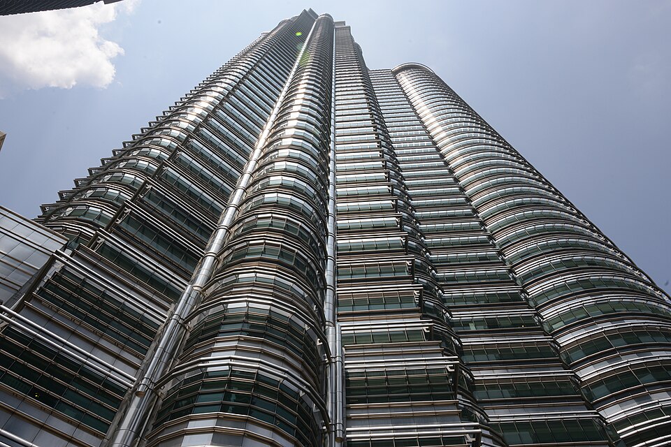 La façade scintillante — Petronas Towers