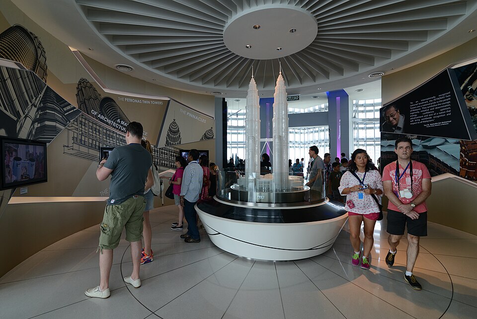 La grande course à la construction — Petronas Towers