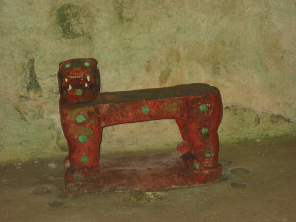 Le Trône du Jaguar Rouge