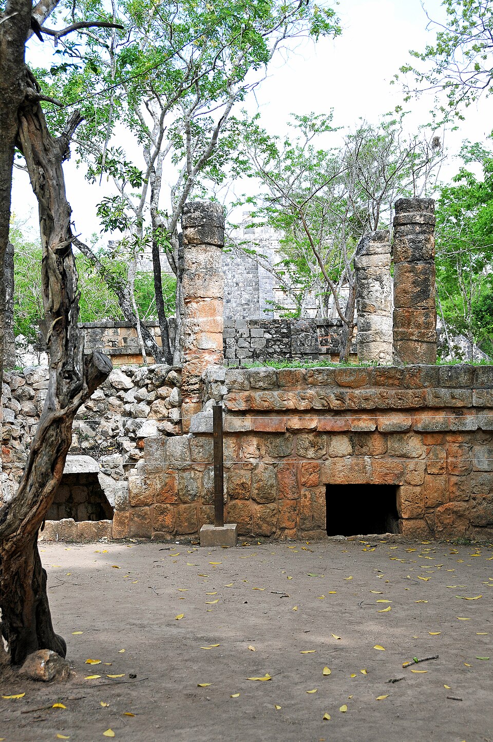 Platform of the Tombs