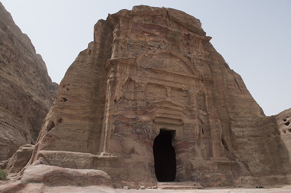 Tombeau de Sextius Florentinus à Pétra — Petra