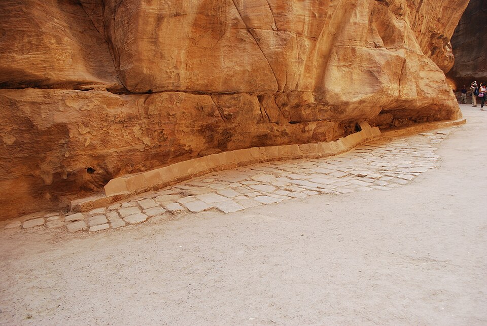 Canaux d'eau nabatéens — Petra