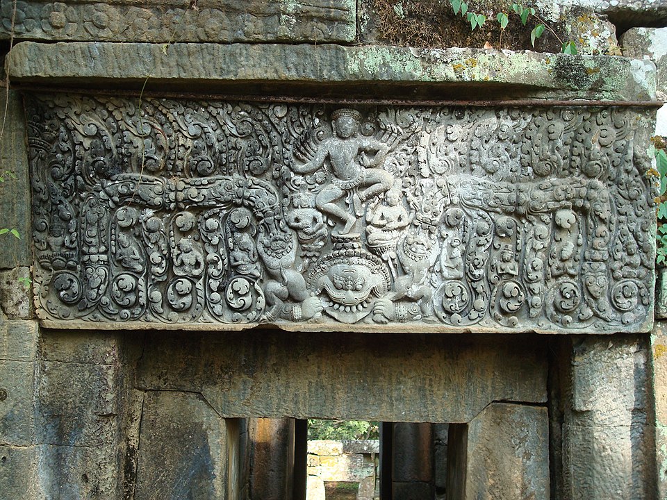 Linteaux décoratifs de Preah Pithu — Angkor Thom