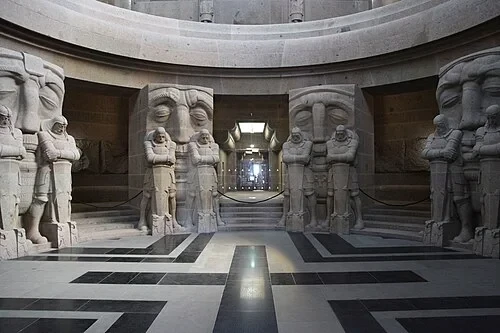 La Crypte — Völkerschlachtdenkmal