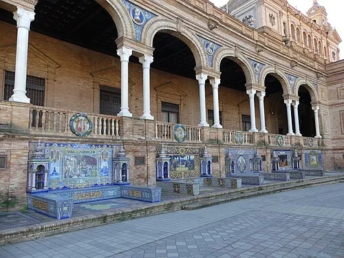 The Provincial Alcoves — Plaza de España audio guide stop