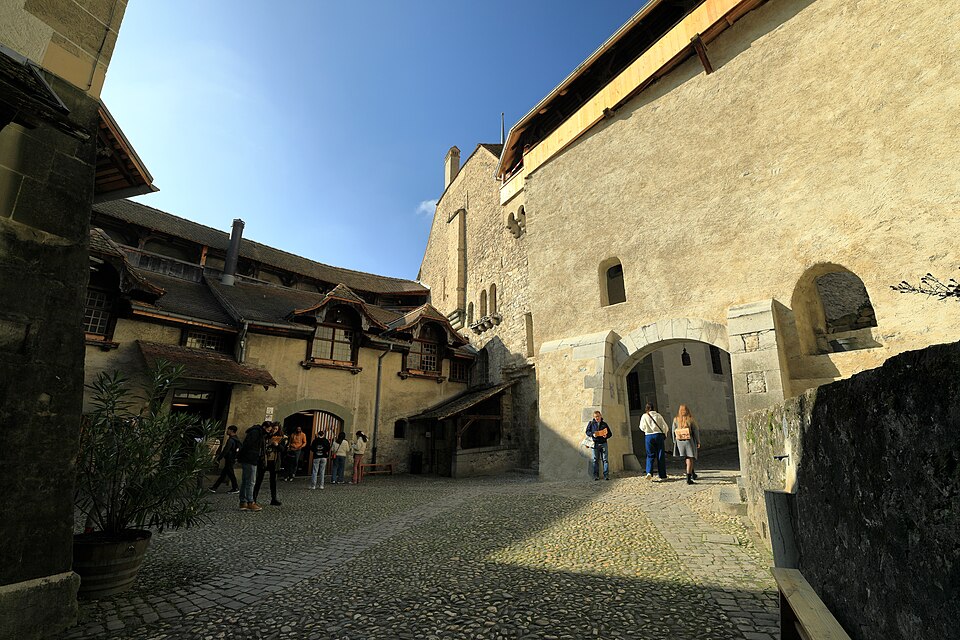 La Cour administrative — Château de Chillon