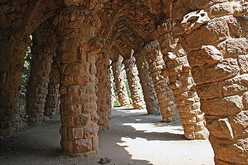 Les arches inclinées — Parc Güell