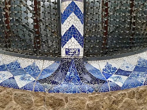 Detalhe de Cerâmica Azul e Branca