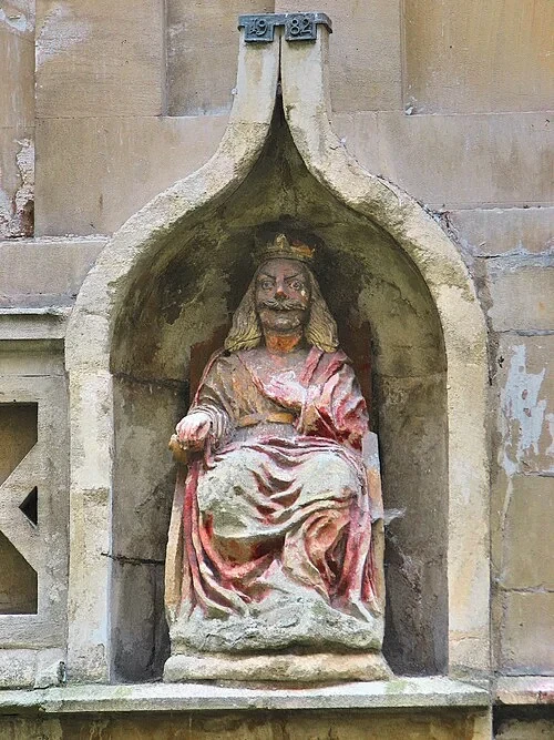 Statue of King Bladud