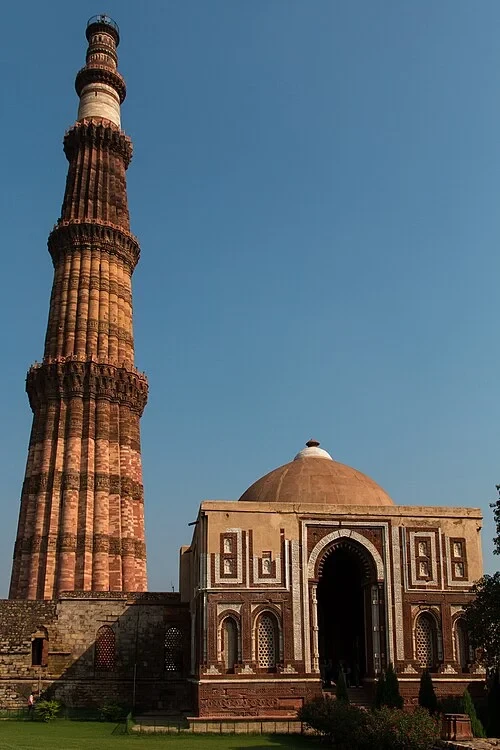 Le sommet du minaret — Qutb Minar