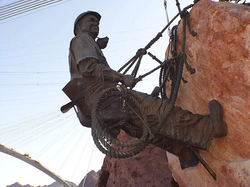 La statue du voltigeur — Hoover Dam