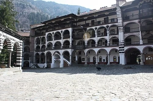 Les ailes résidentielles — Rila Monastery