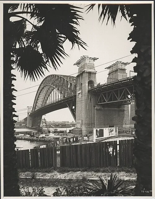 Northern Pylon Construction