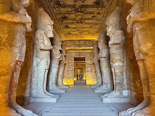 Intérieur du Grand Temple d'Abou Simbel — Abu Simbel