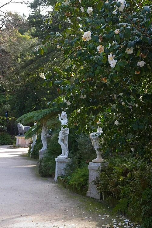 La Promenade des Dieux — Quinta da Regaleira