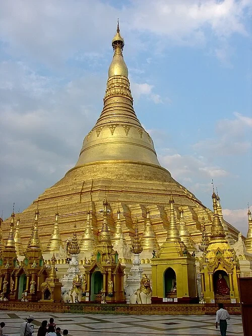 Le grand stupa doré