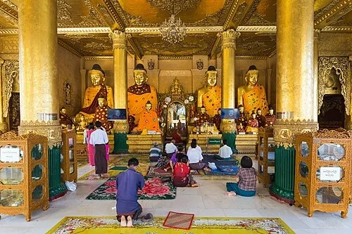 Le Sanctuaire du Nord — Shwedagon Pagoda