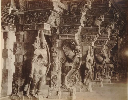 Piliers du complexe du temple — Meenakshi Temple