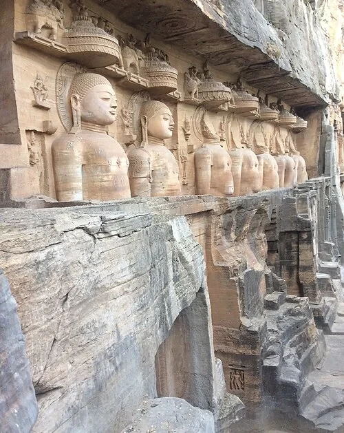 Grottes de Siddhachal — Gwalior Fort