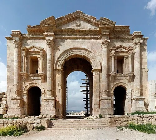 قوس هادريان