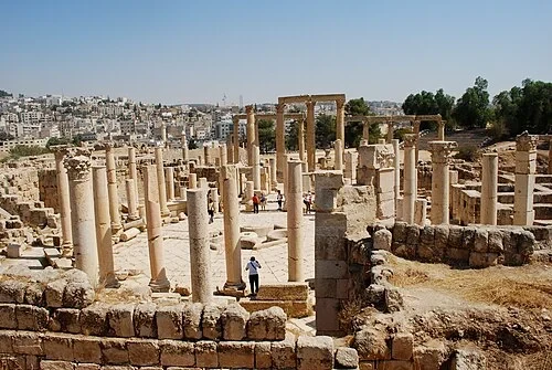 الماكيلوم — Jerash