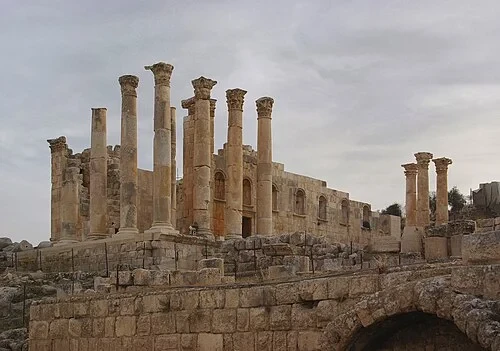 معبد زيوس — Jerash