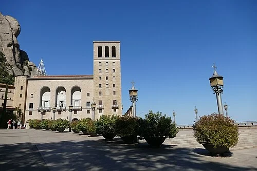 Place de Sainte-Marie — Santa Maria de Montserrat